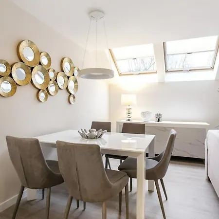 Amazing Luxury Multiapart Le Louvre Paris Parigi